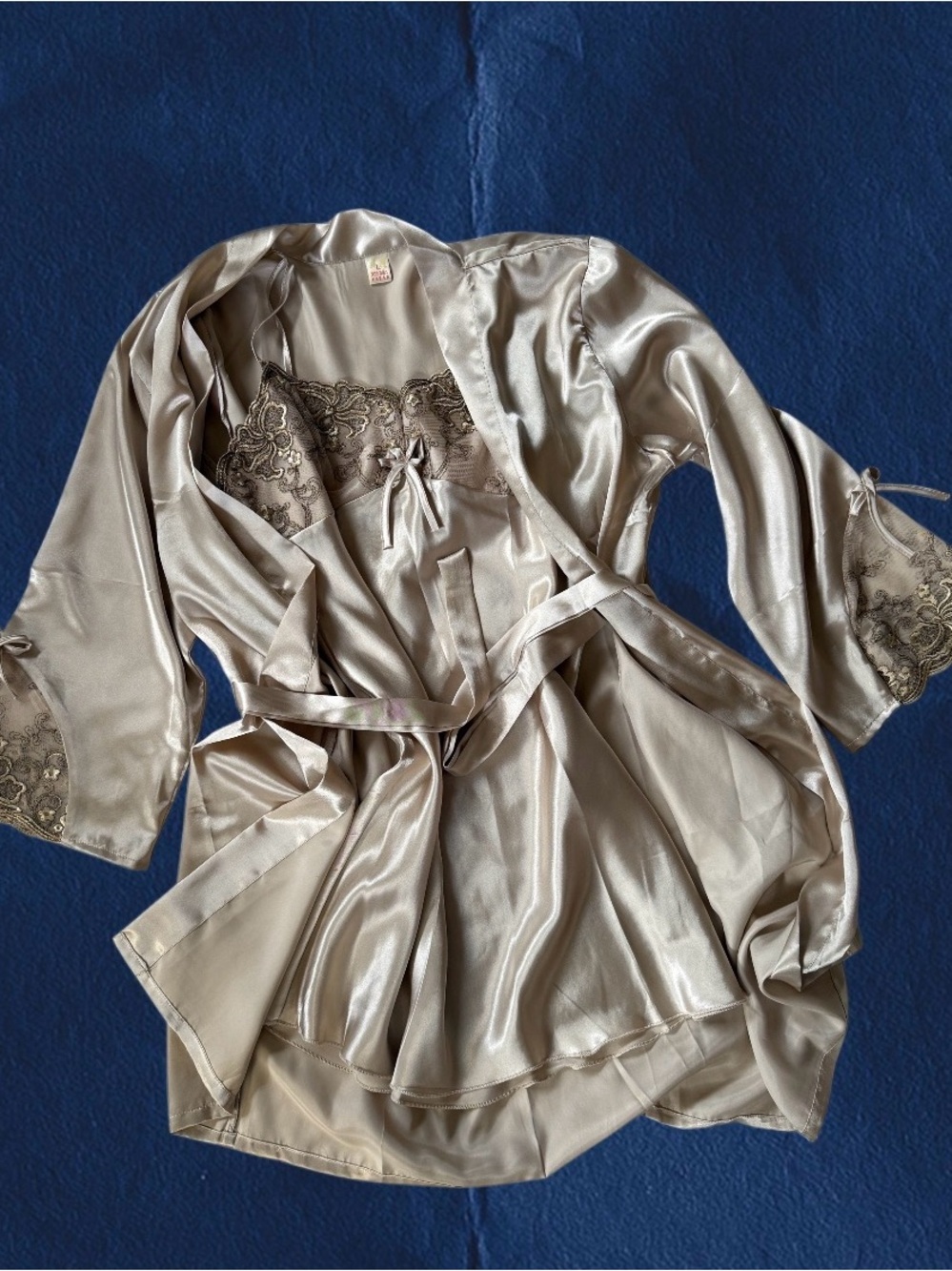 Satin Lace-Trim Robe & Chemise Set - Champagne